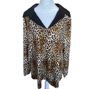 Kim & Cami elapsed print top with black collar 2X